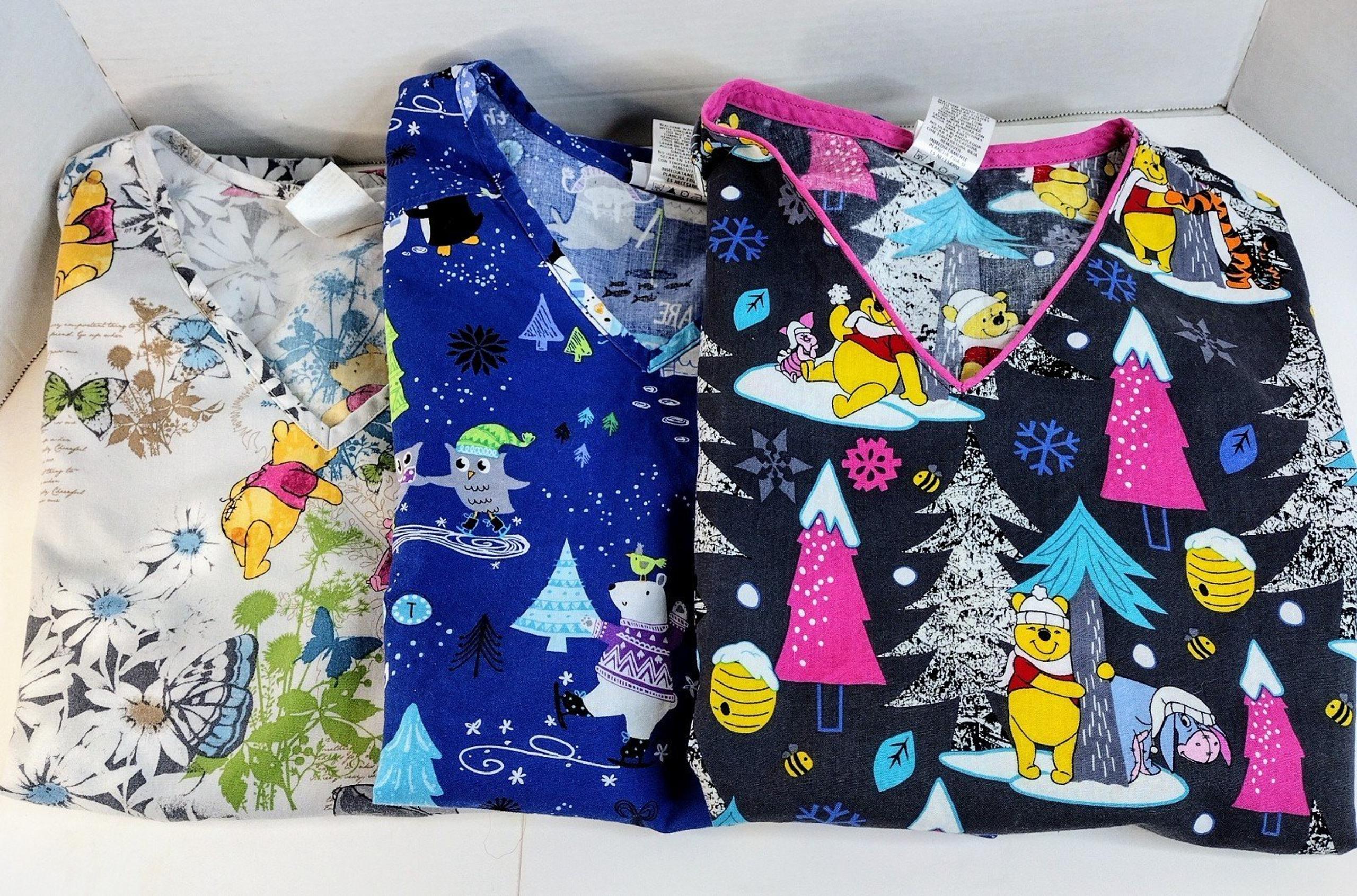 Disney Women's Scrub Tops Christmas - Winter (2) 1 Scrub Store Size Medium