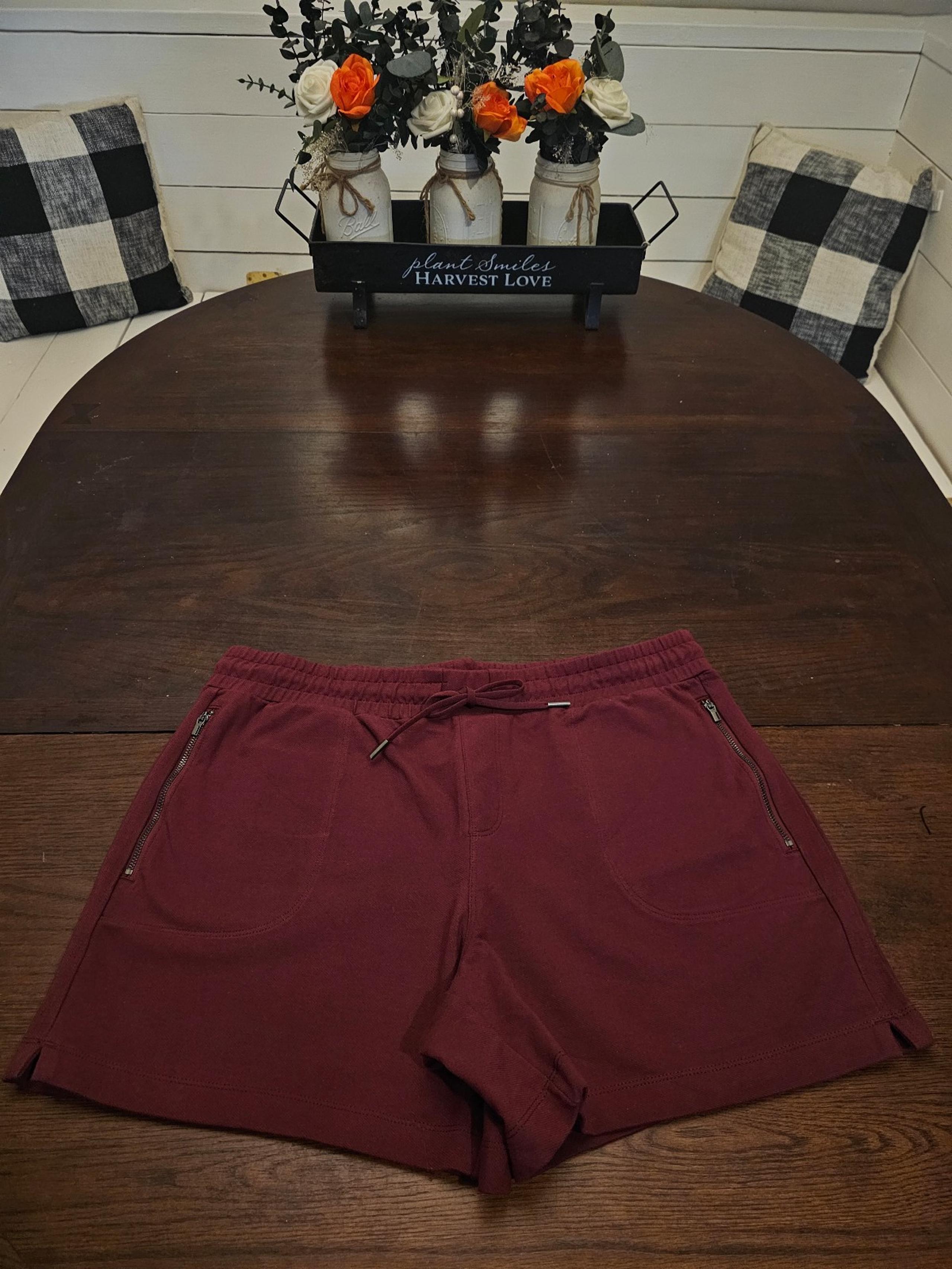 Women's L Athletic Works shorts