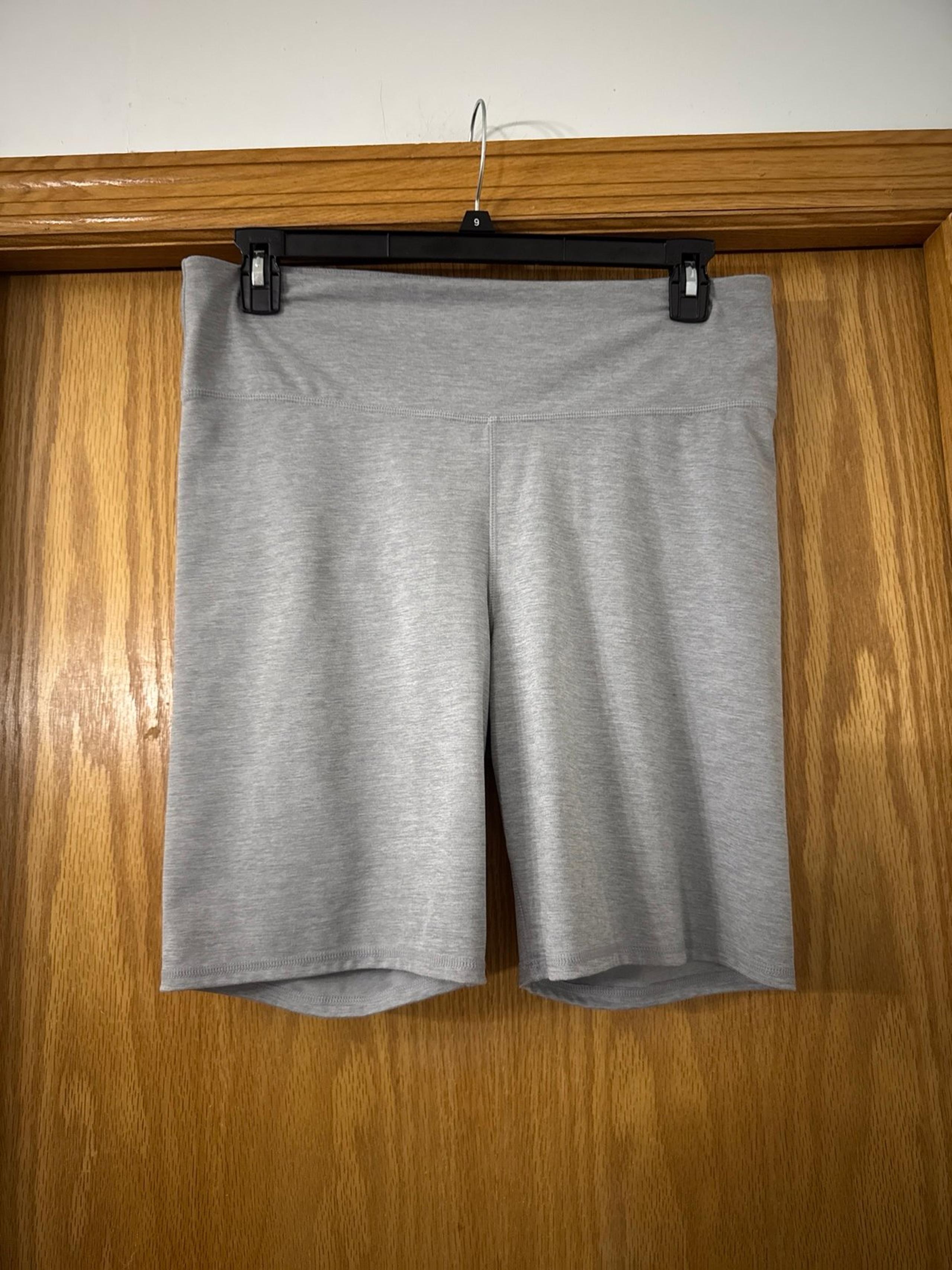 Womens GAP Studio Sky High Bikers shorts gray size XL NICE