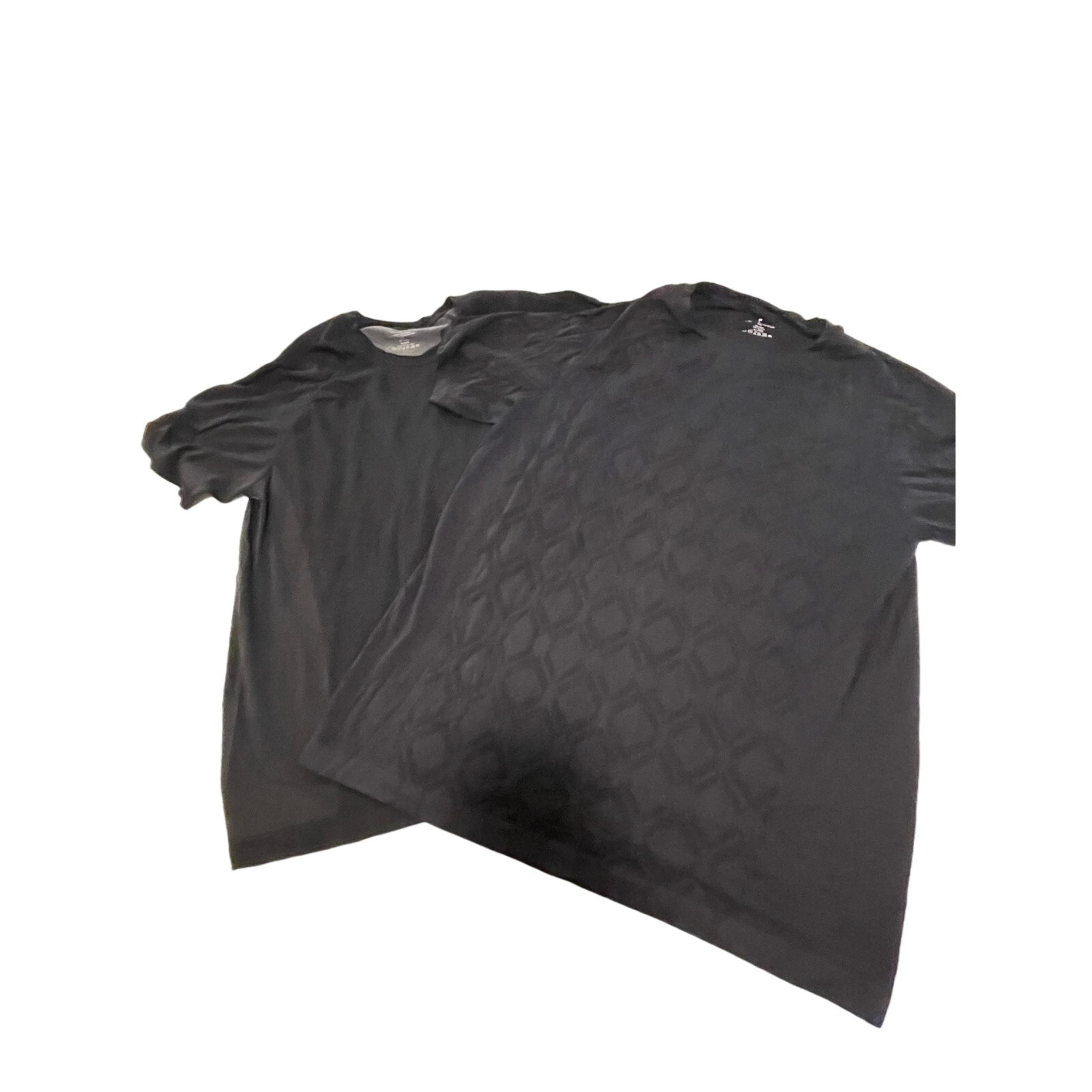 Fabletics 2 pack of black T-shirts Mens XL