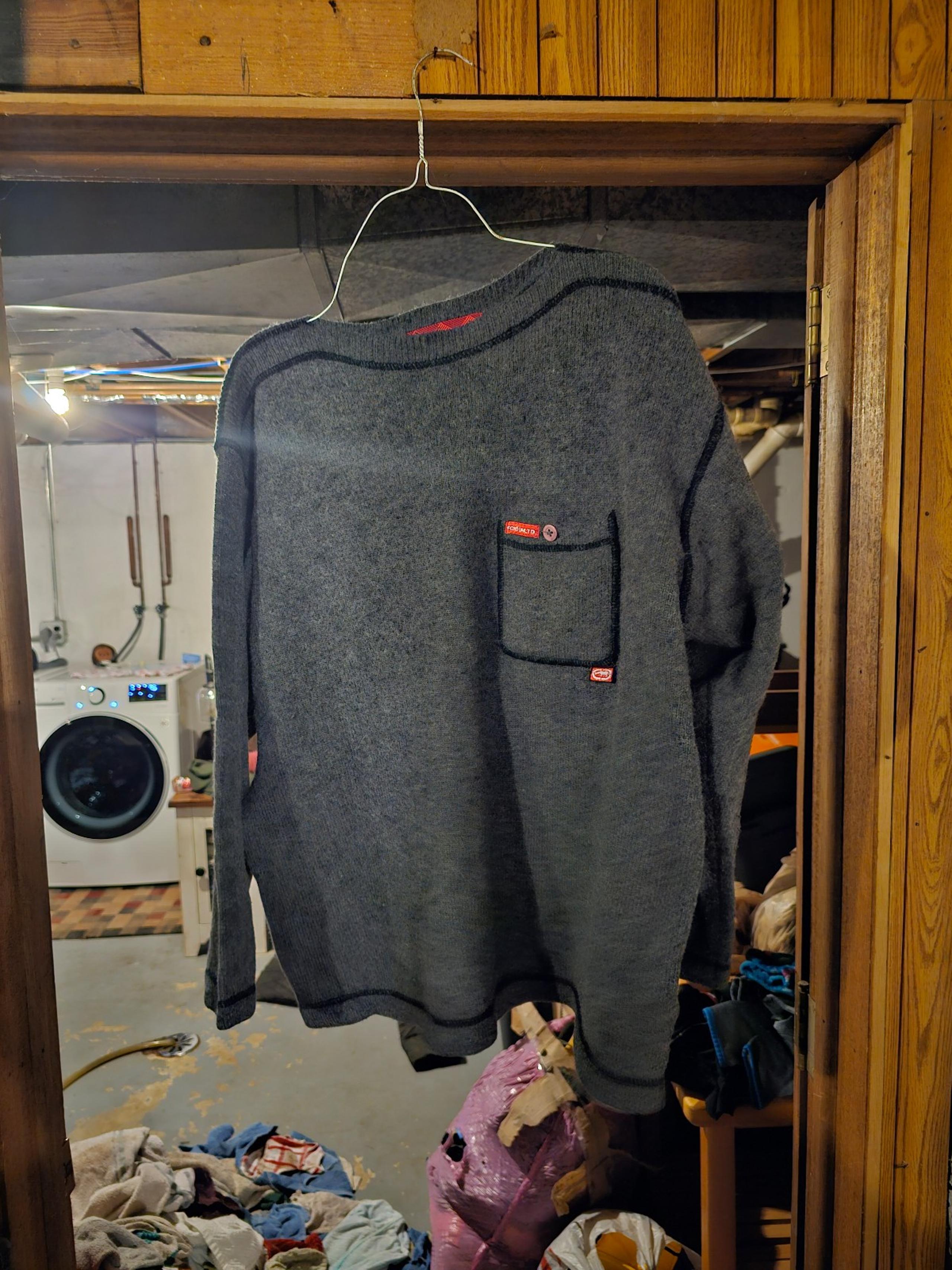 Ecko Crisp Mens Sweater With Button Chest Pocket Size M