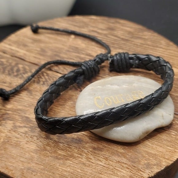 B3121‎ leather braided bracelet
