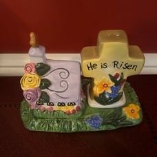 NEW Blue Sky Clayworks Easter Salt & Pepper Shakers-NWT