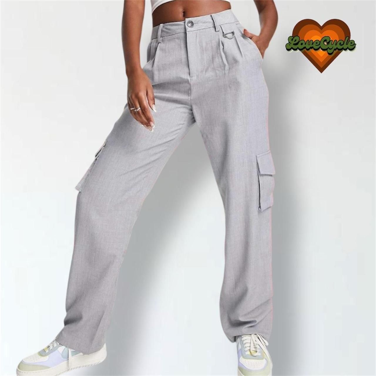 Women's NWOT High Waisted Straight Leg Gray Cargo Pants – XS