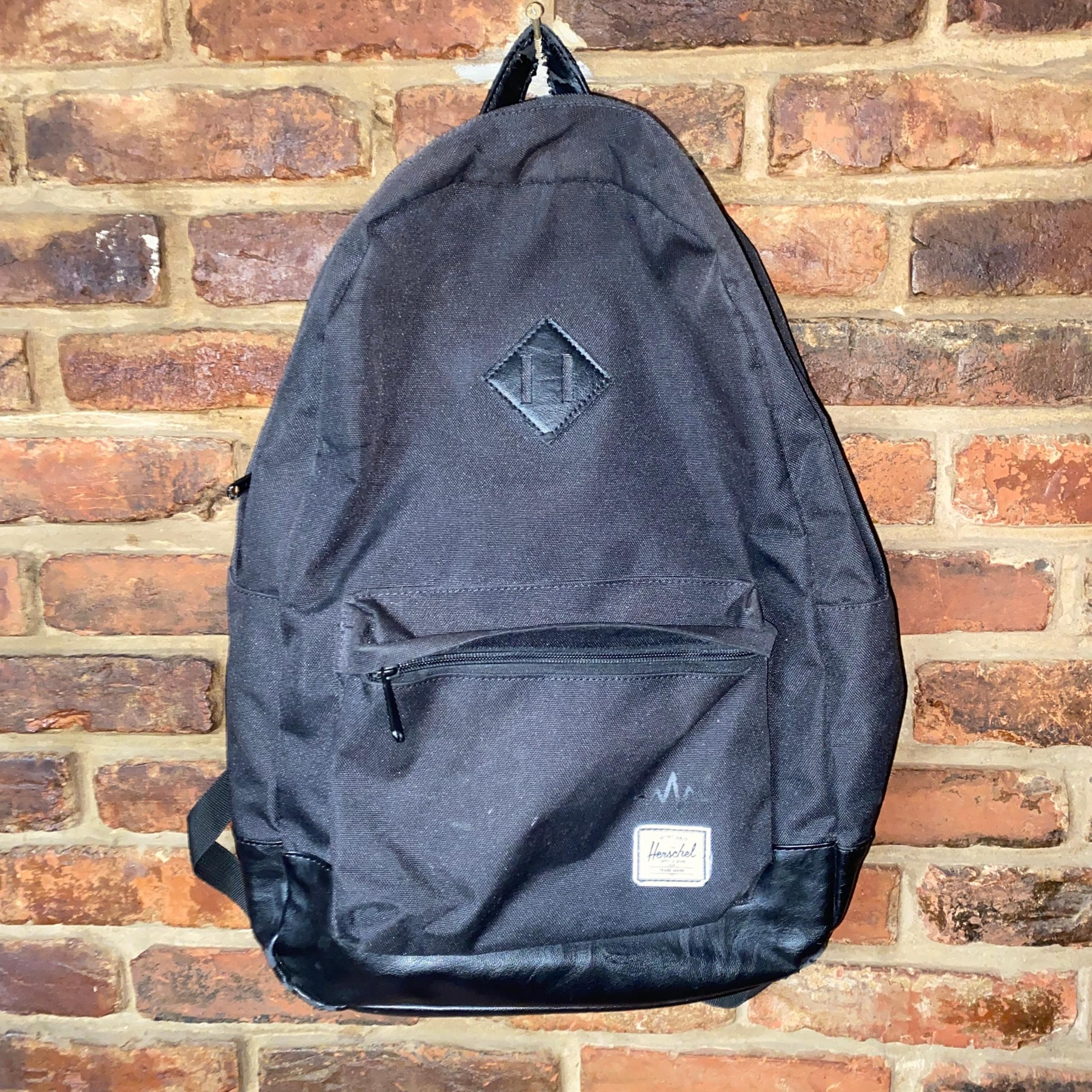 Herschel Supply Co. Heritage Backpack, Black Tonal, Standard-24L *Flawed*