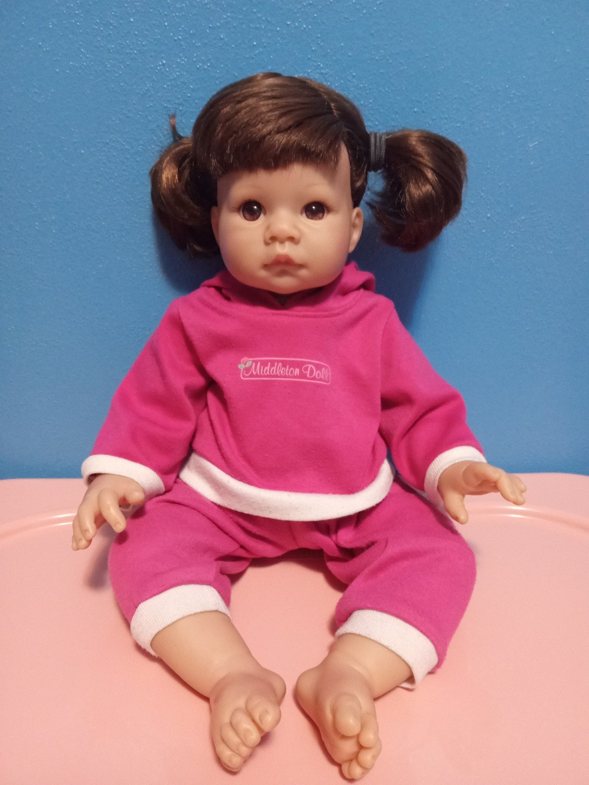 lee middleton doll 1998 brunette baby girl