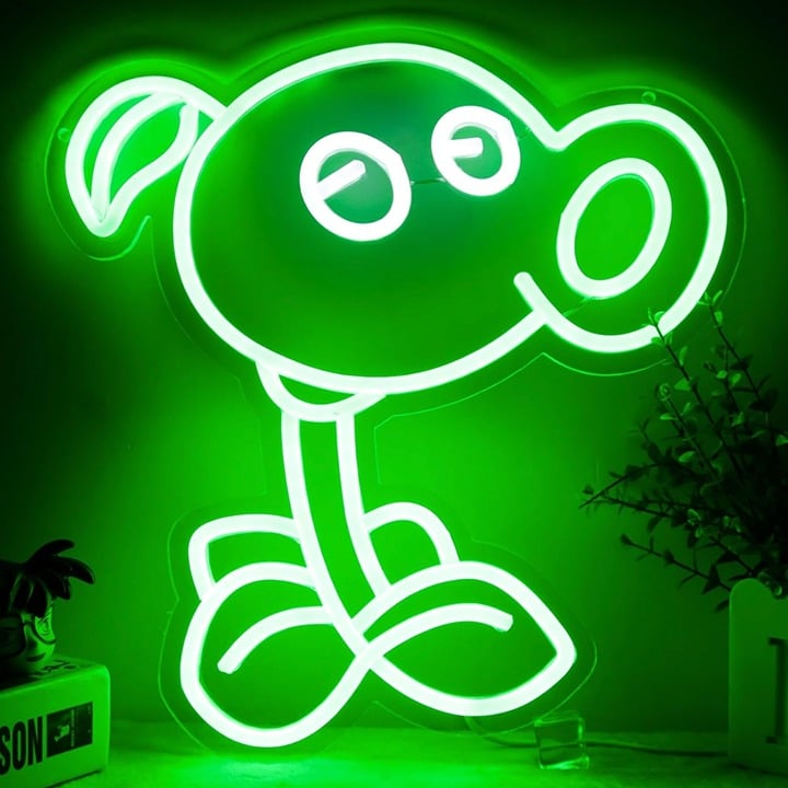 Fun Bright Green Plants Vs. Zombies Pea Shooter LED Night Light Game Room Decor