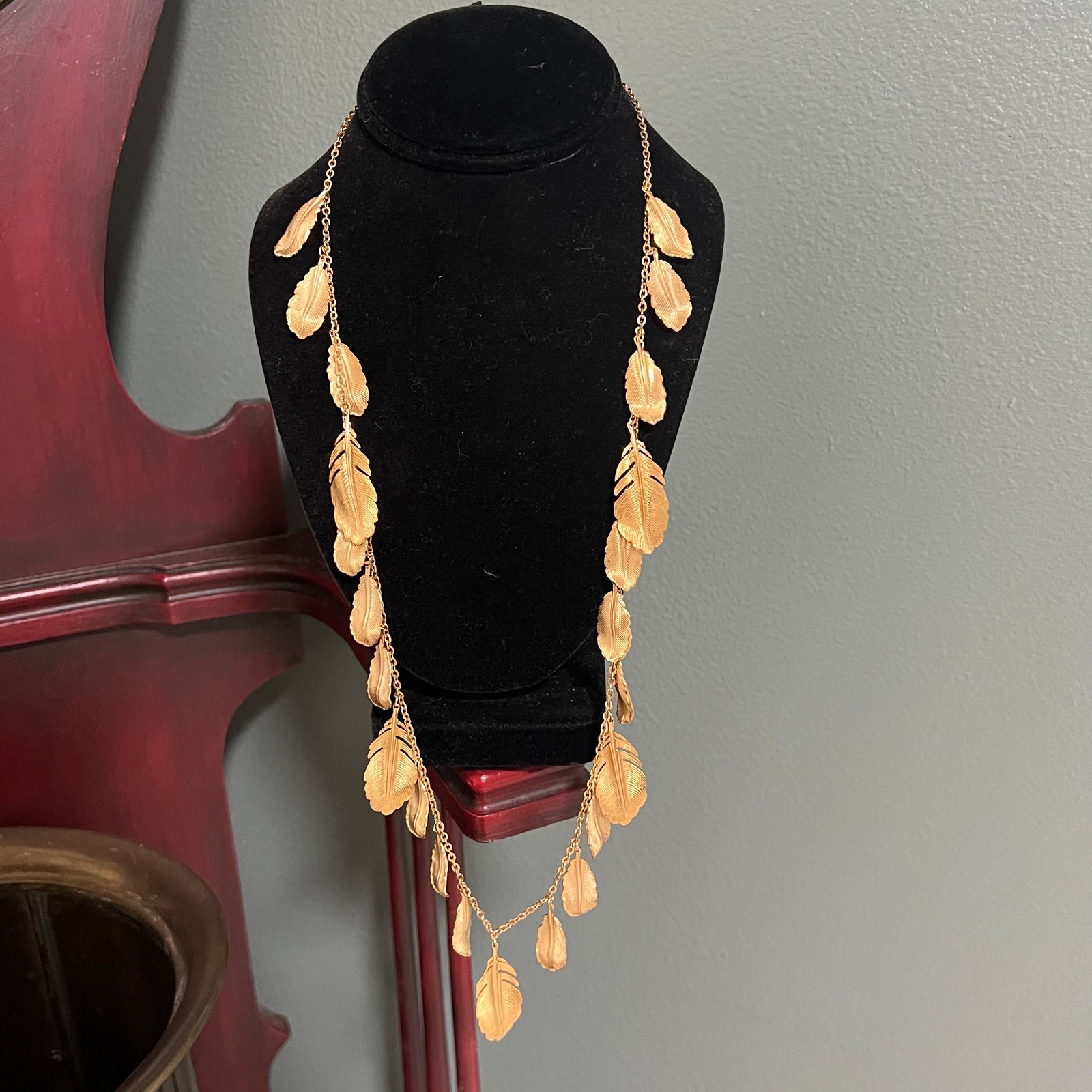 Rare Vintage Napier Florentine Leaves LONG Necklace
