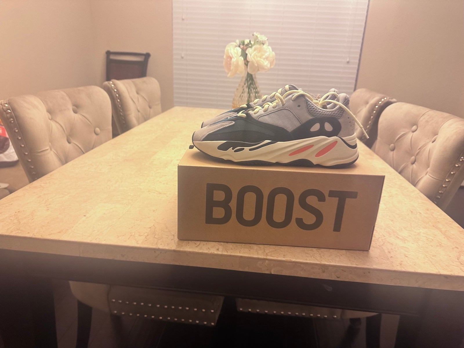 Insider Sale - Yeezy Adidas Boost 700 Wave Runner - Thrifty Thursday Throwdown:£251[hoMen_5102593ua]