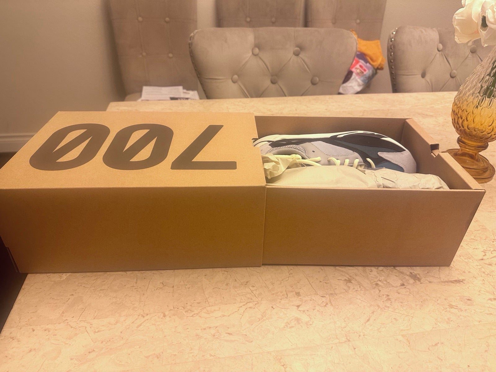 Insider Sale - Yeezy Adidas Boost 700 Wave Runner - Thrifty Thursday Throwdown:£251[hoMen_5102593ua]