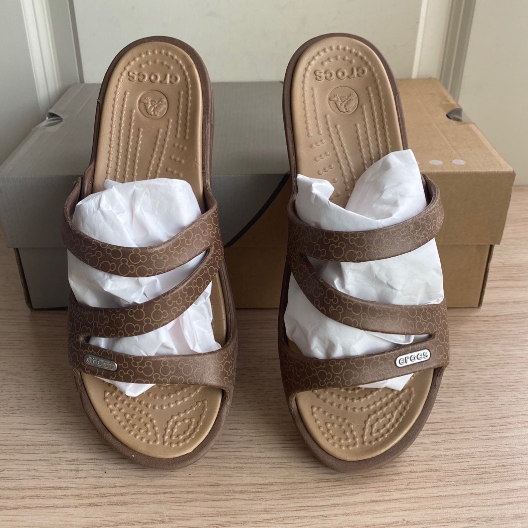 Crocs x Disney Mickey Mouse Women Wedge Sandals - Women 7