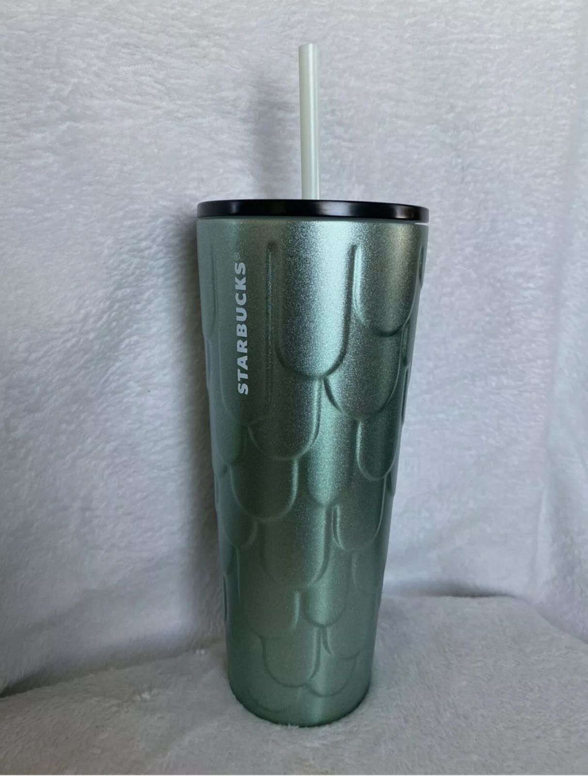 New Starbucks 2022 Spring Green Mermaid Scales Tail Tumbler Cup