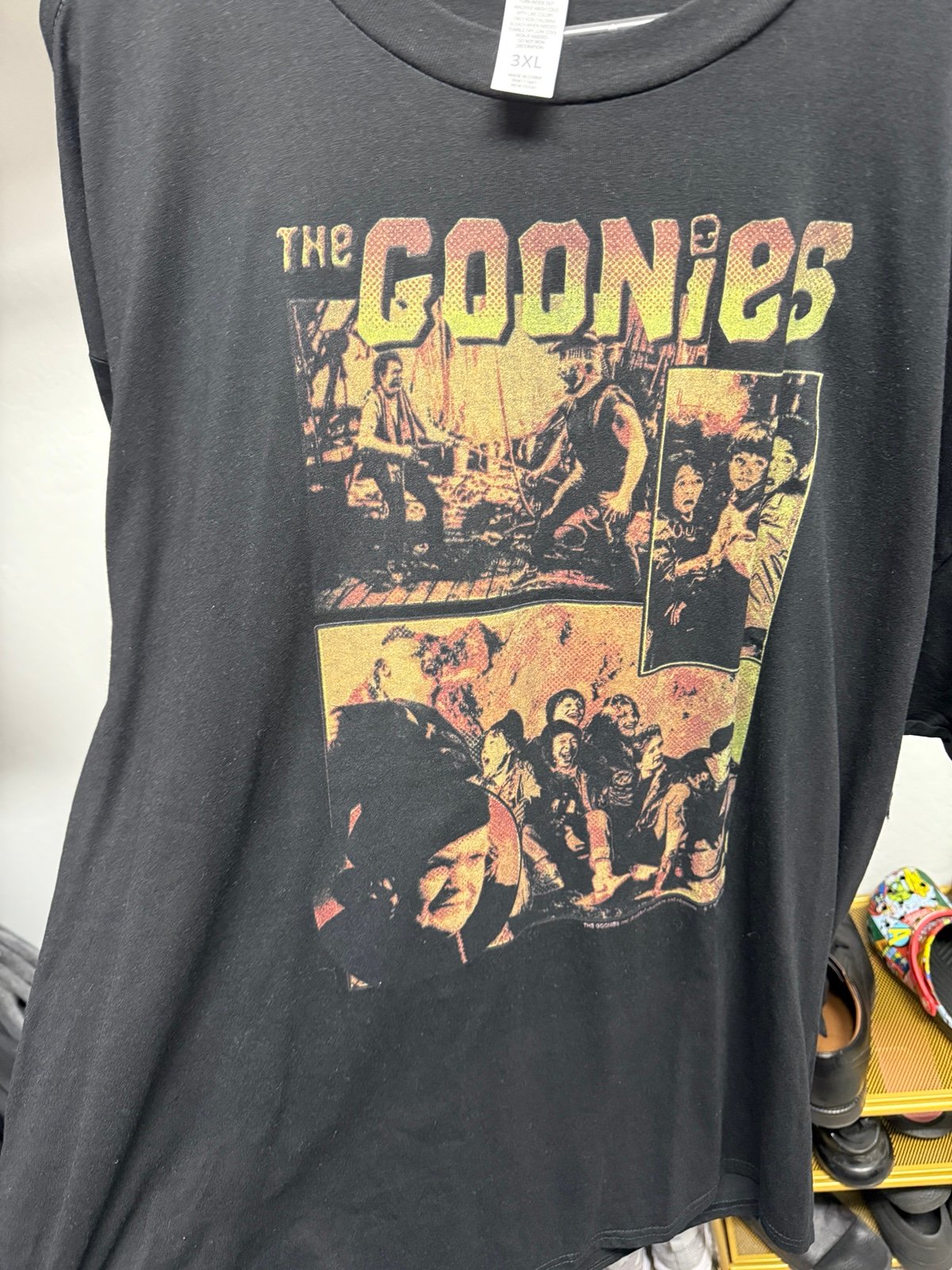 Retro tee lot