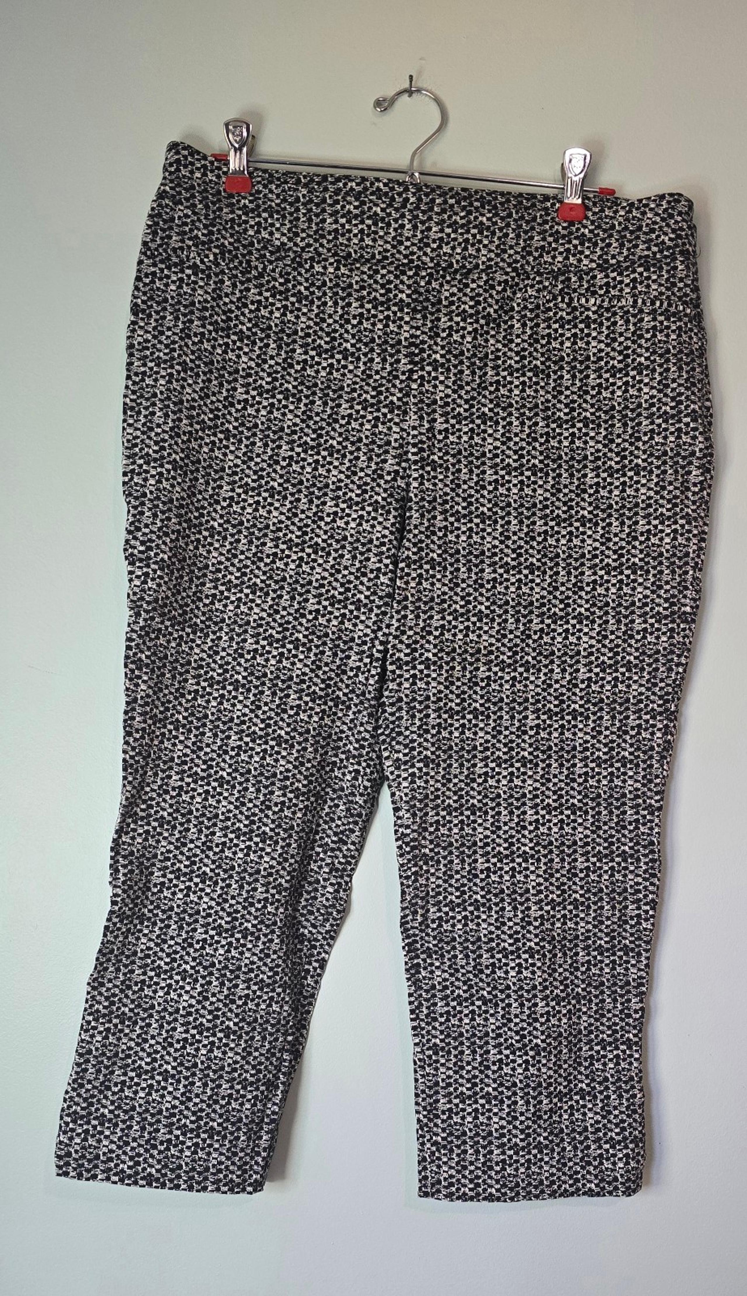 Hilary Radley Womens Cropped Pants Size Large Black White Geometric Mid Rise