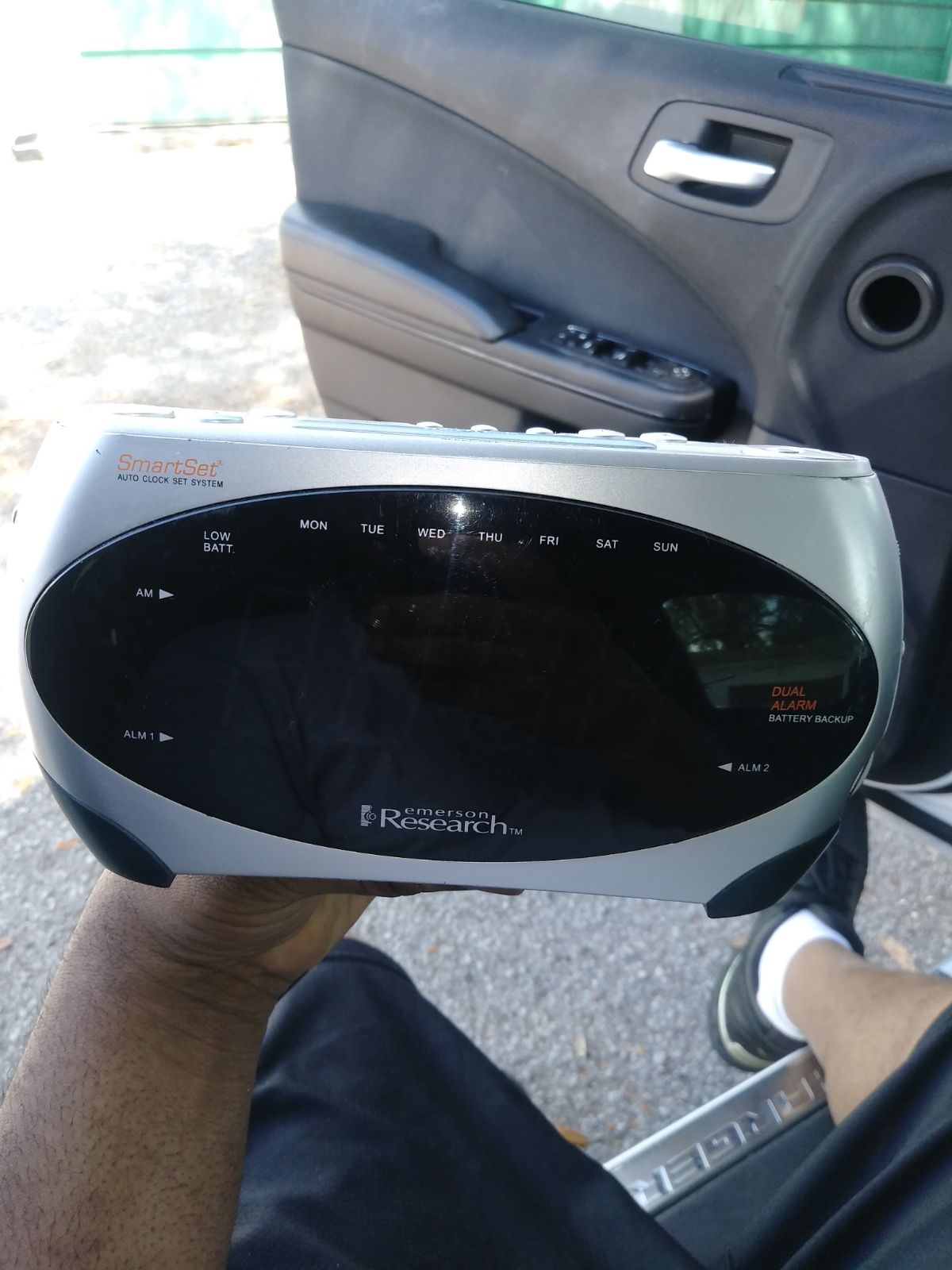 Emerson research smartset dual alarm clo