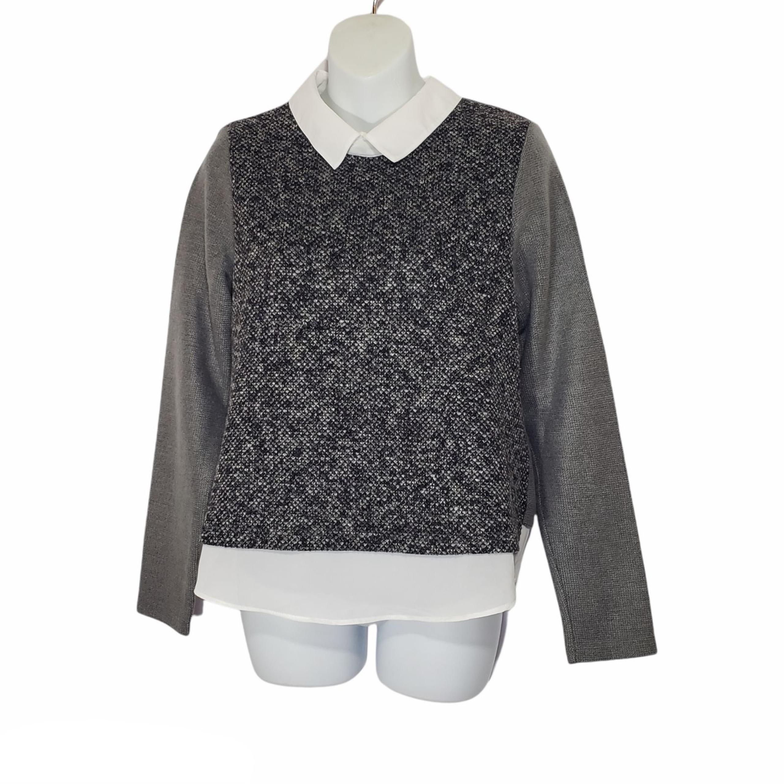 Romeo + Juliet Couture Gray Collared Lay