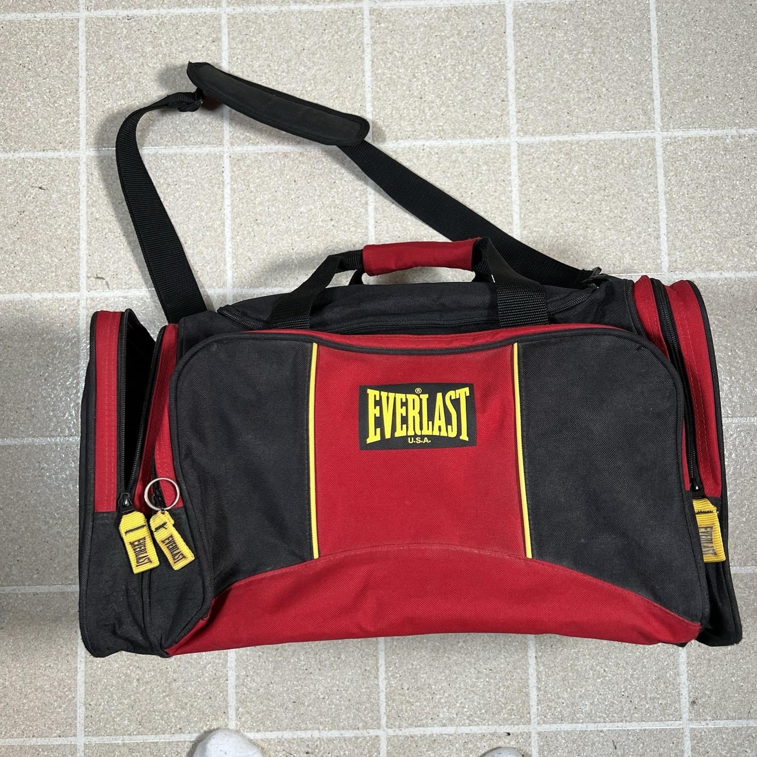 Vintage Everlast Sports Bag Black White Red Gym Duffle Tote Zip Strap Pocket