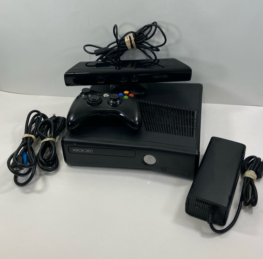 Xbox 360 Slim 500GB Black (Tested)