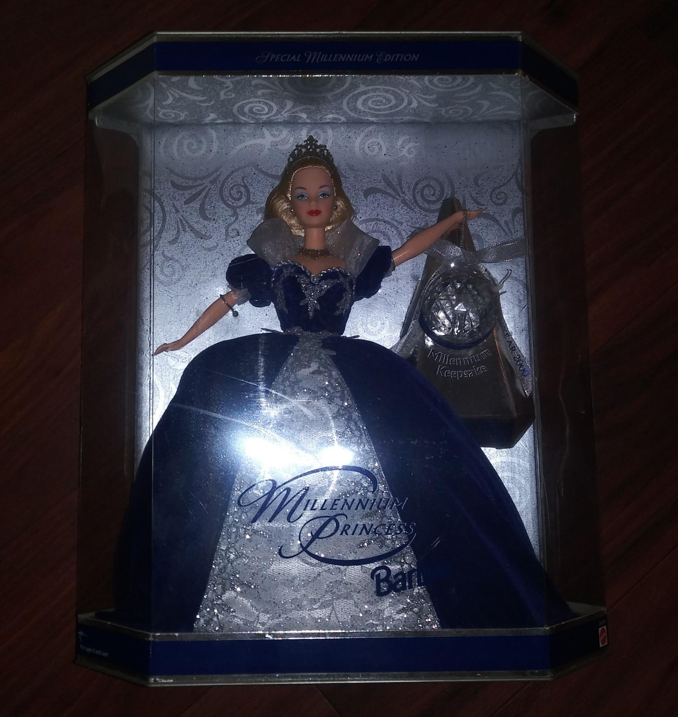 NIB millinium Barbie