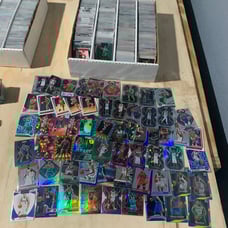 Basketball Lot - Parallels, color rookies, Big name players Cards - +/- 3500