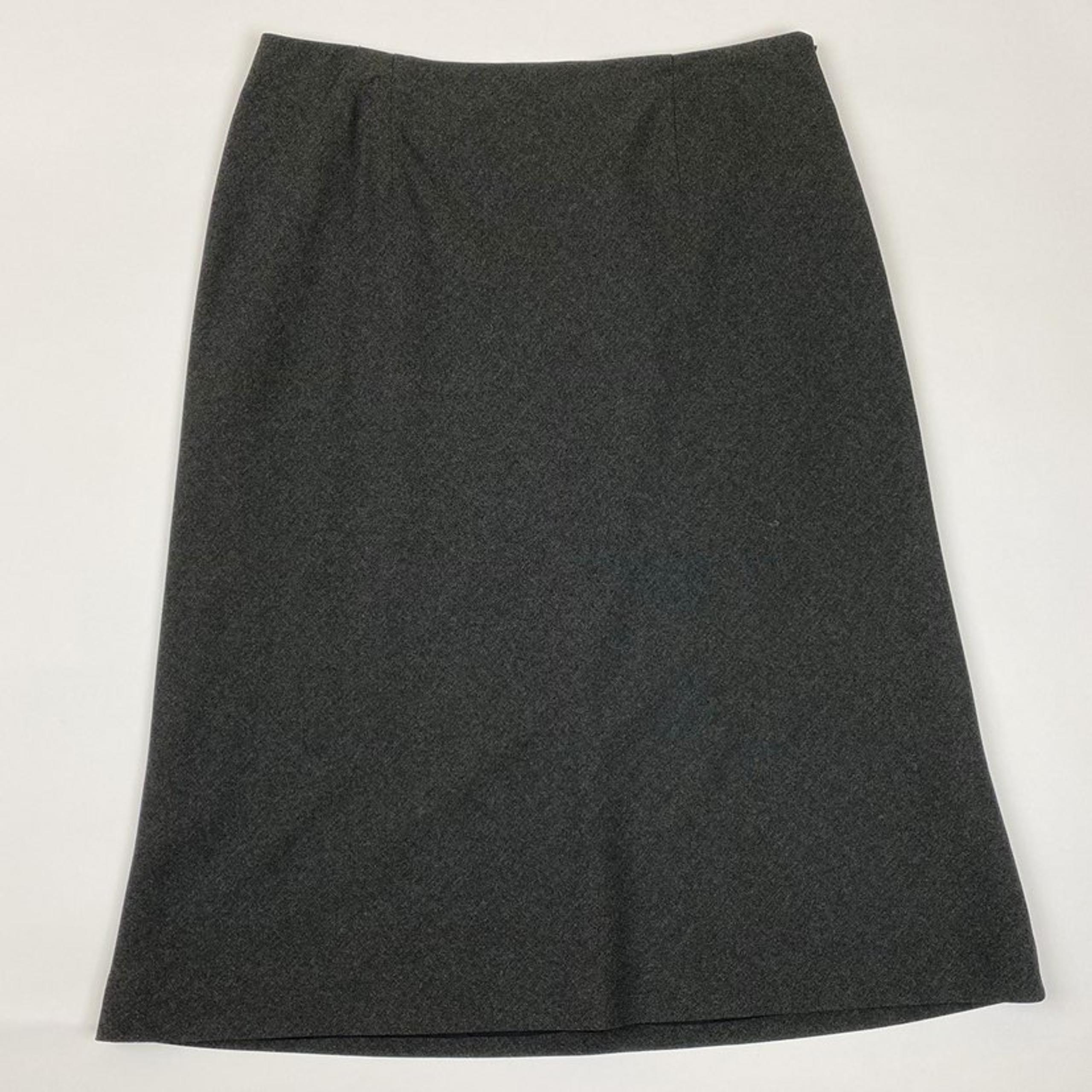 PETITE SOPHISTICATE Gray Knee Length A-Line Career Skirt - Size 8