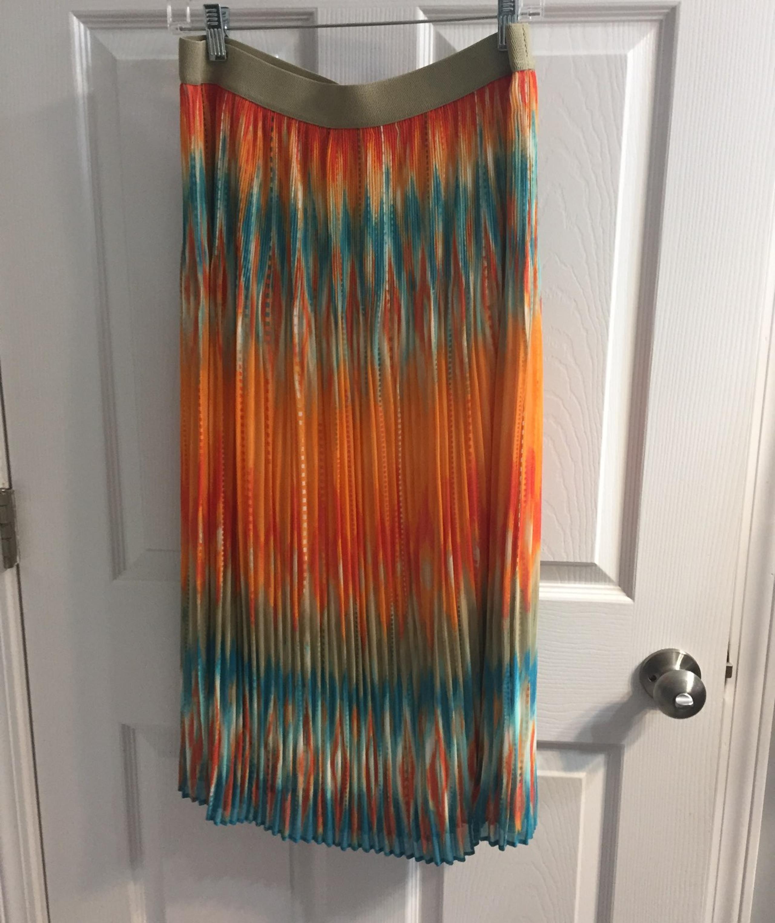 midi skirt
