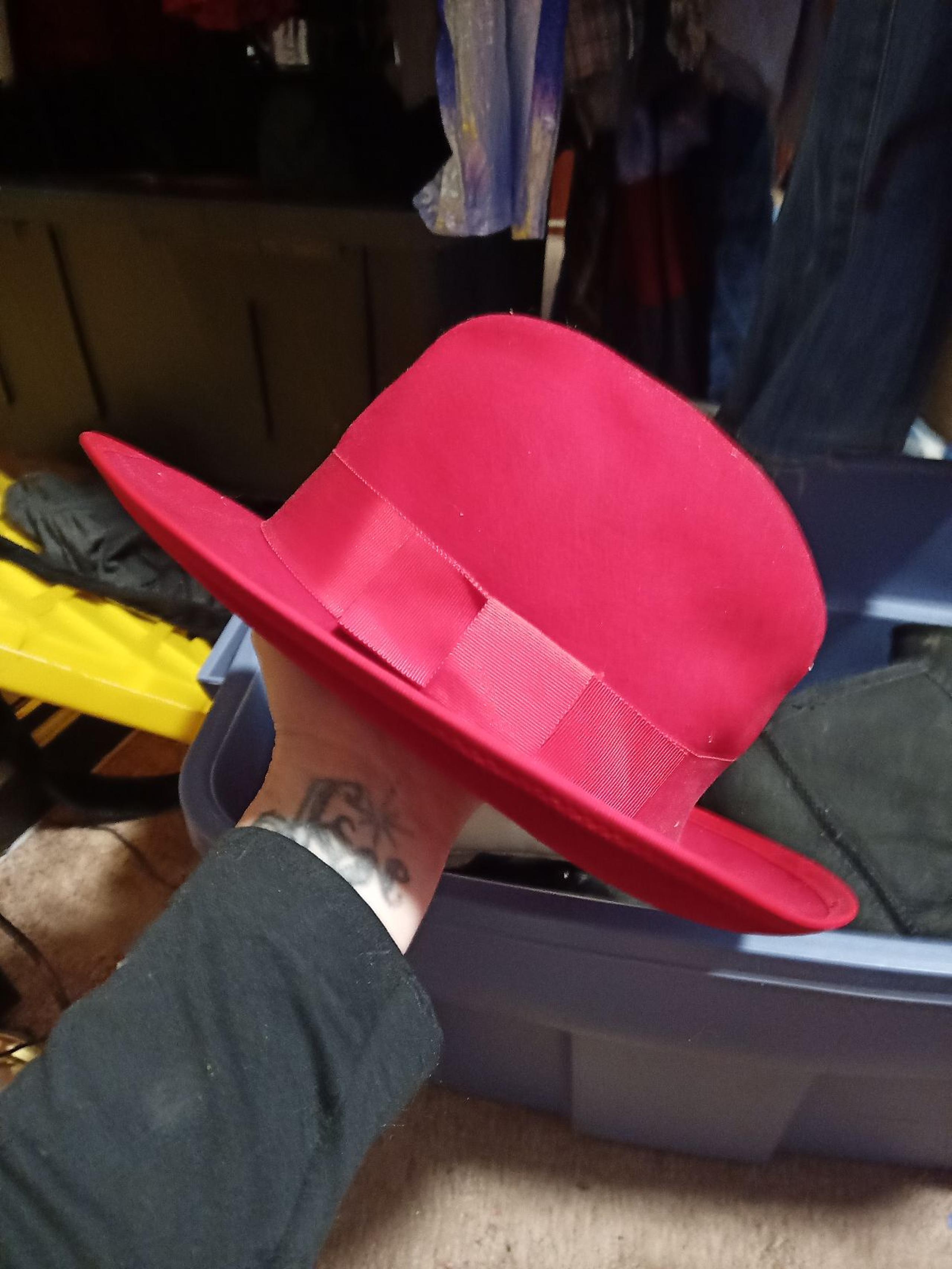 Eddy bros hat