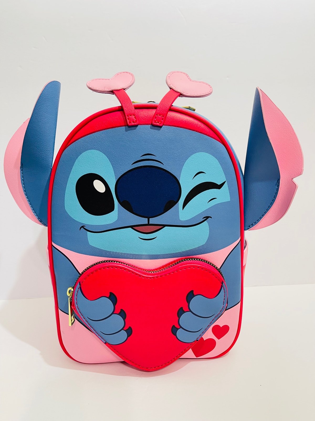 NWT Disney Her Universe Lilo & Stitch Valentine's Heart Lady Bug Mini Backpack