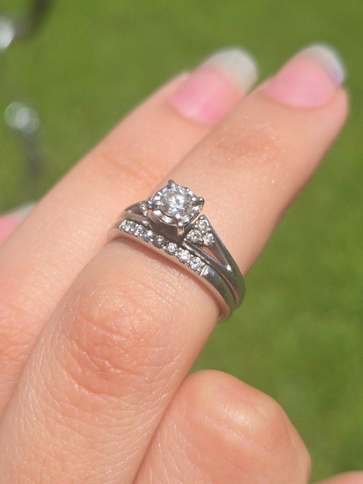 Elegant Sterling Silver Diamond Wedding Ring Set