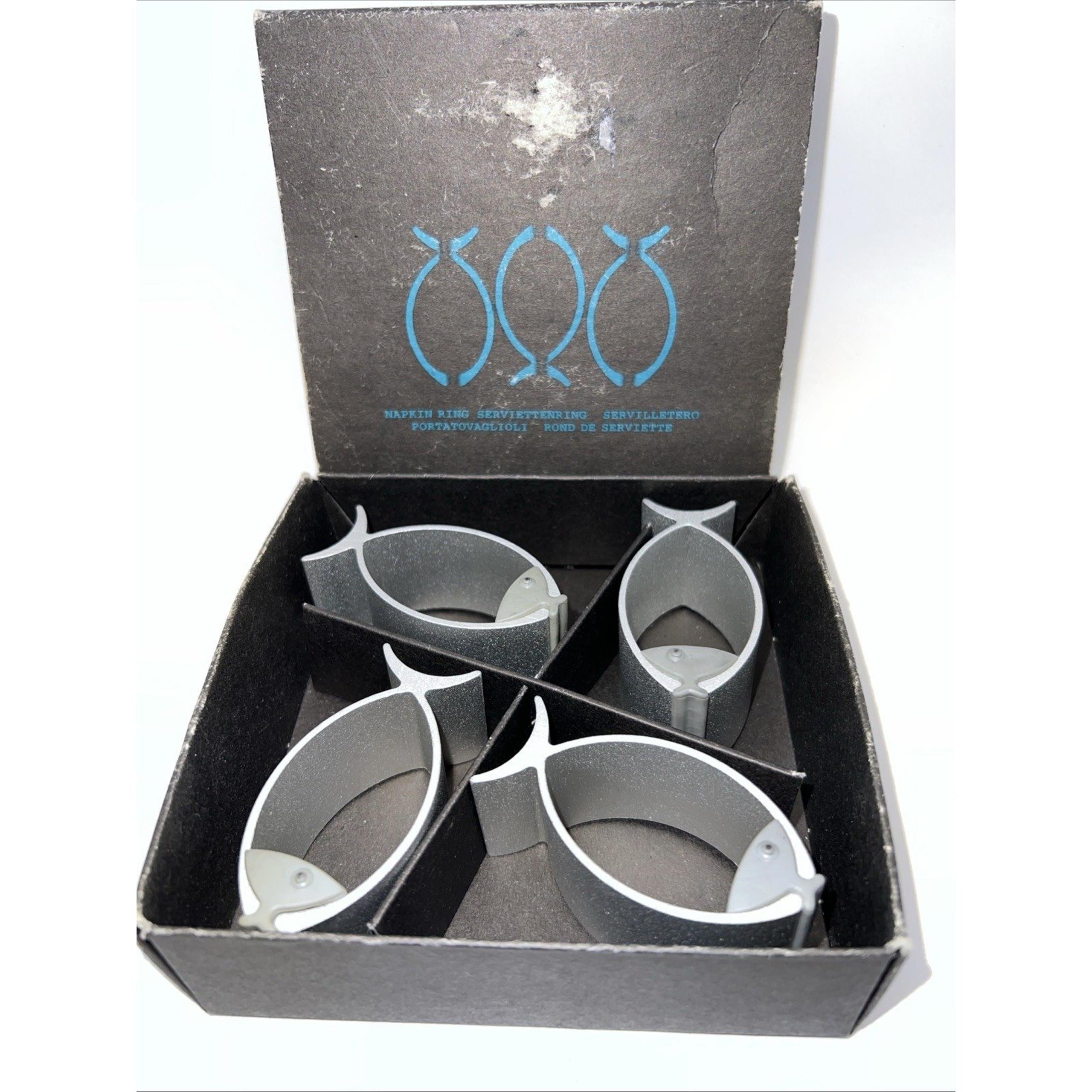 Aluminum With Rubber Face Fish Napkin Rings Set of 4 Taiwan - Beautiful!