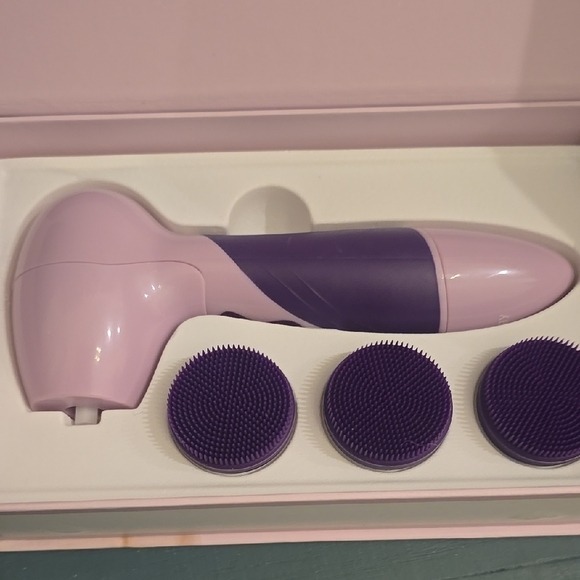Purple and Lavender Facial Cleansing Brush Set