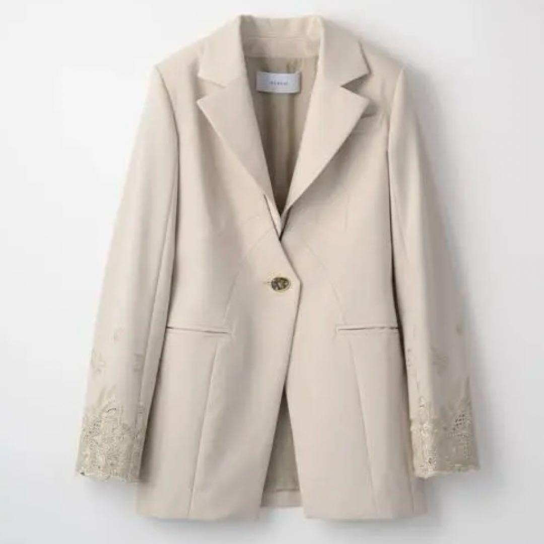 MURRAL] Morpho Embroidery Jacket (Ivory)
