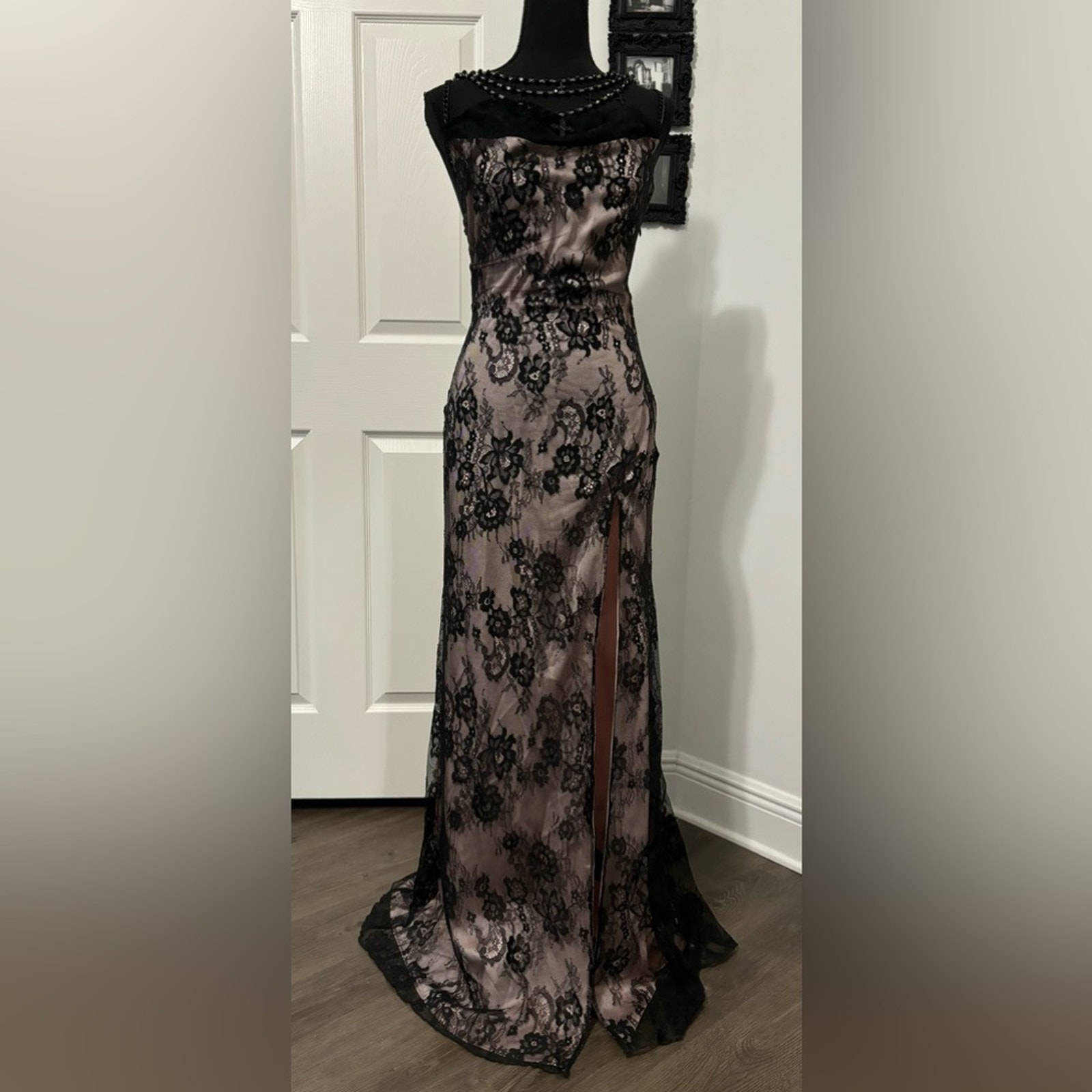 NWT Dolls Kill / Widow Sensual Premonition Maxi Dress Size Small