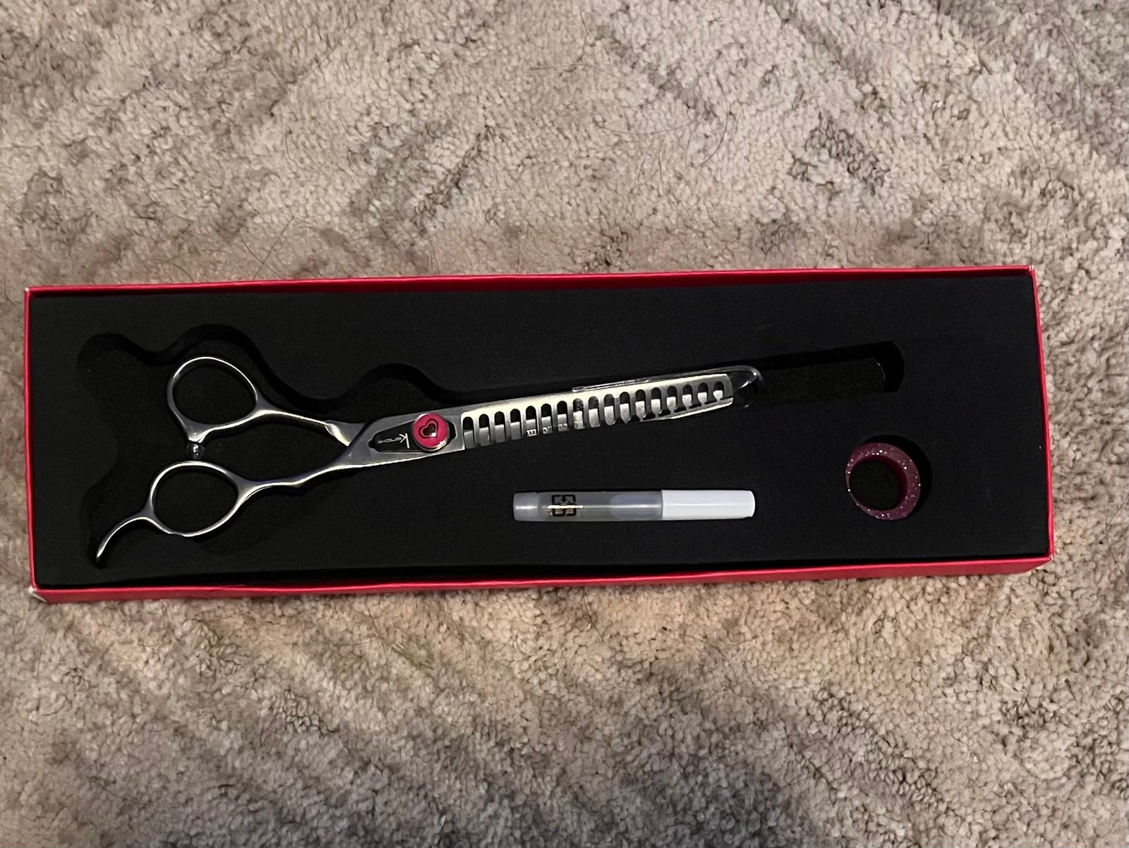 Kenchii brand thinning shears for dog grooming