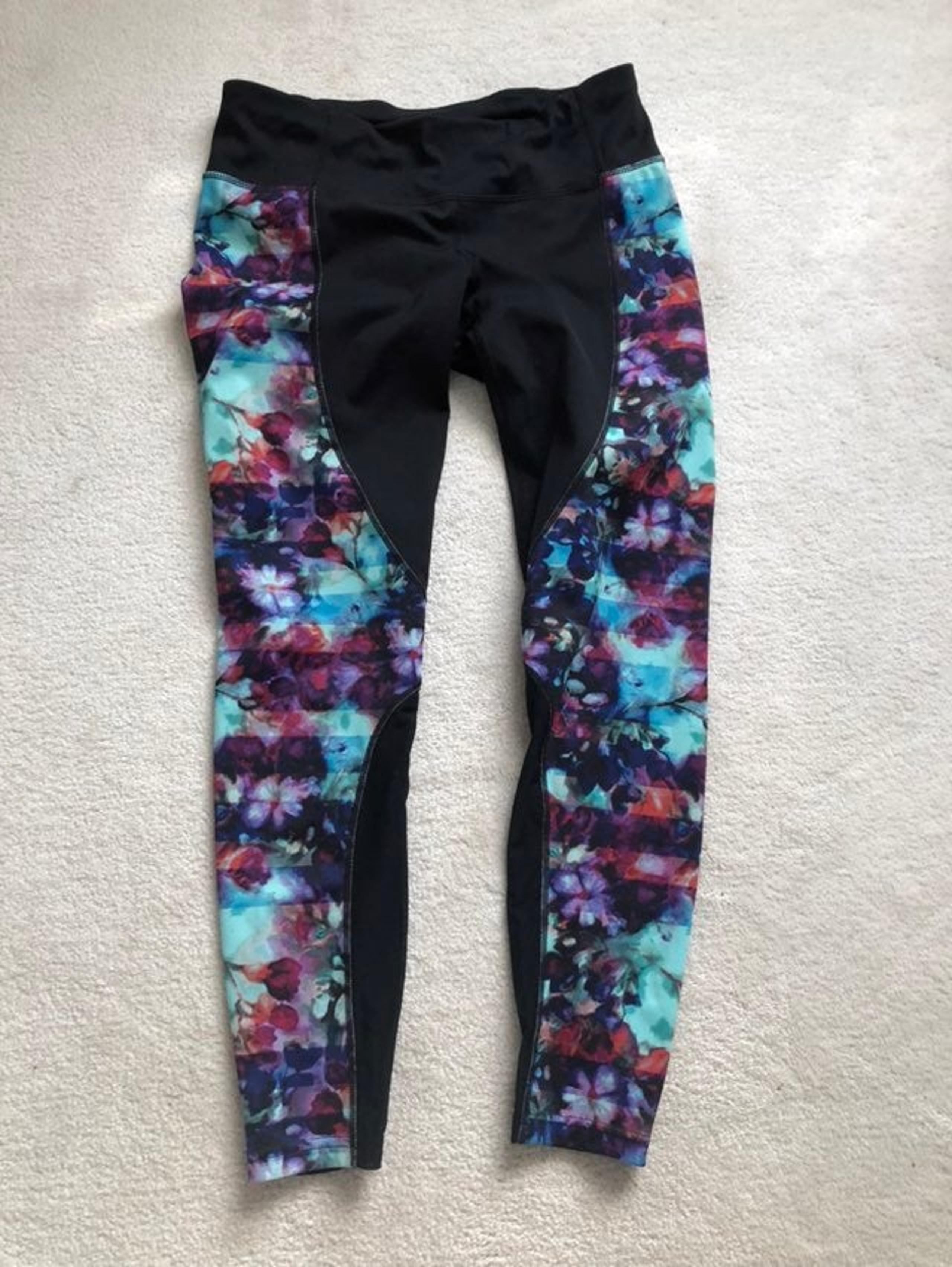 Athleta Ankle Tight Floral yoga/legging