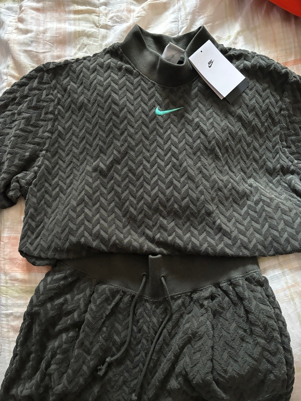 Nike 2 piece