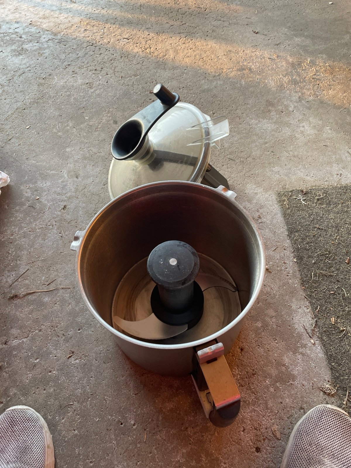 8qt robot coupe bowl assembly