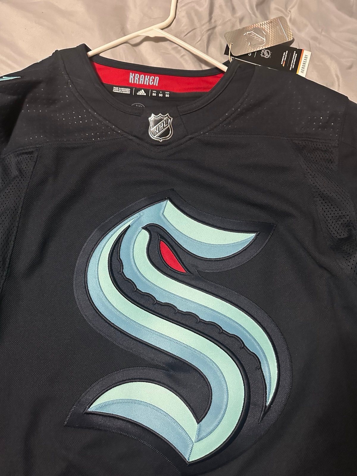 Seattle Kraken nhl jersey size 50
