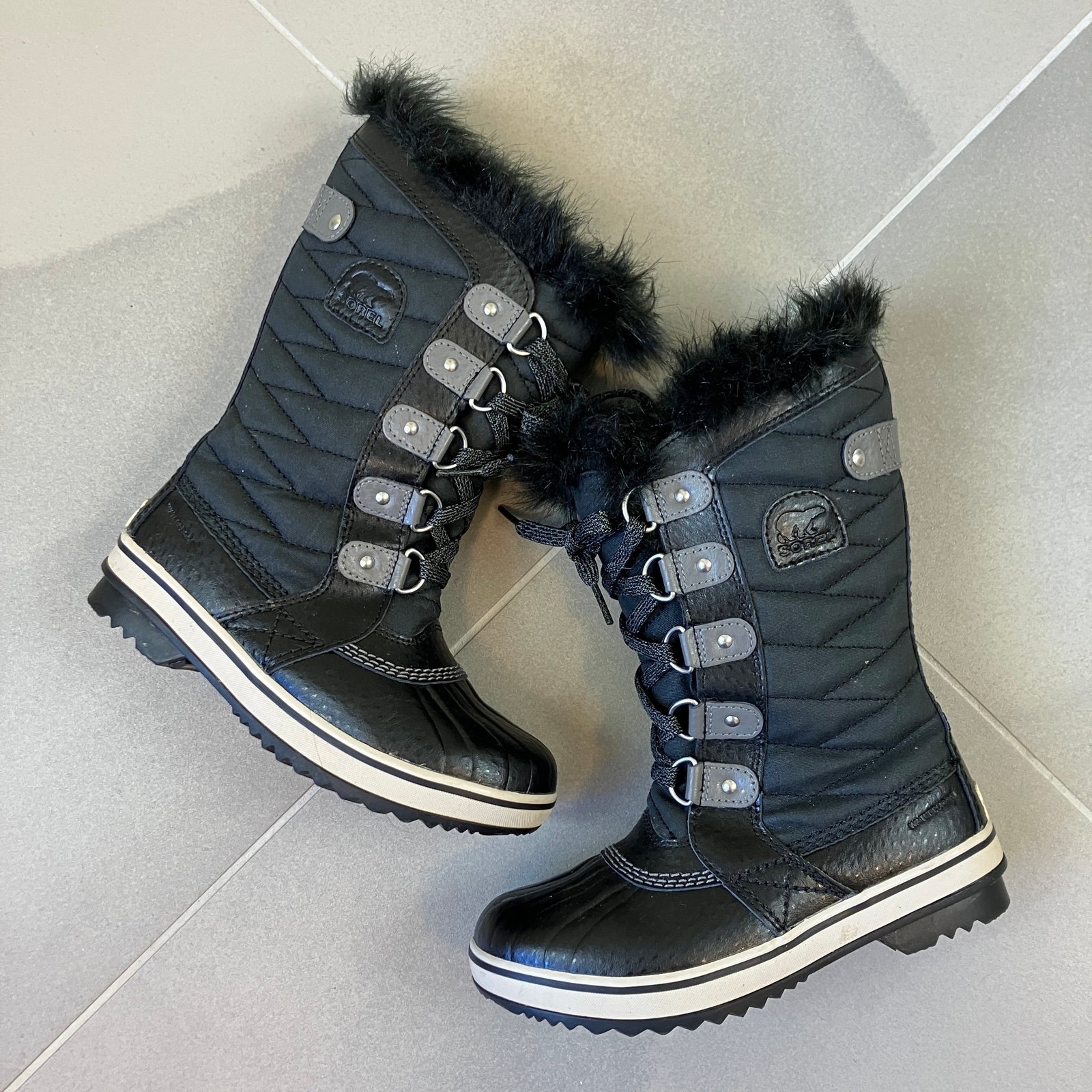 Sorel NY2419-010 Faux Fur Tofino II Black Waterproof Winter Snow Boot Girl's 2 I