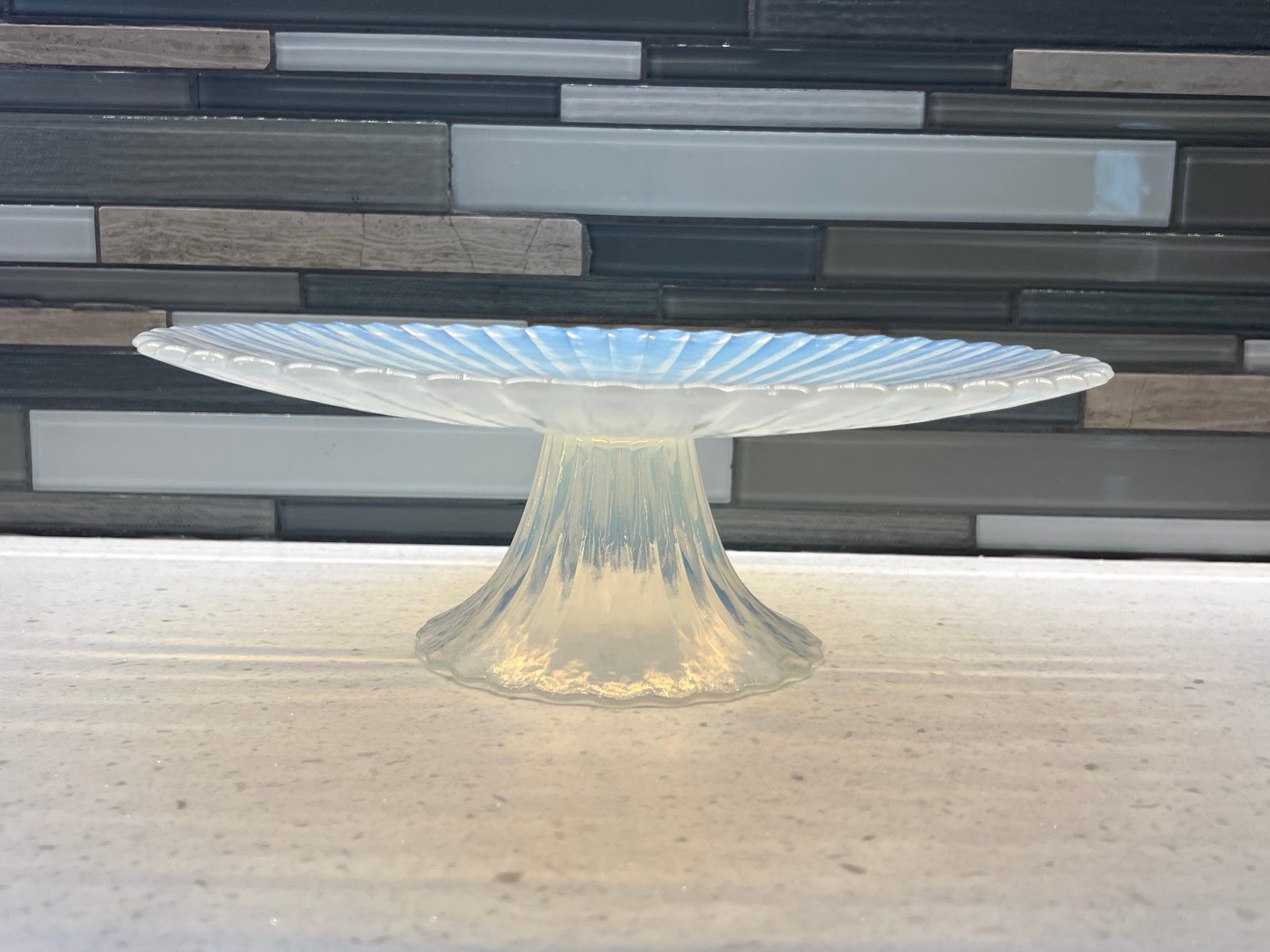 Murano Yalos Casa Opalescent Glass Footed Cake Stand Pedestal 11” Stunning