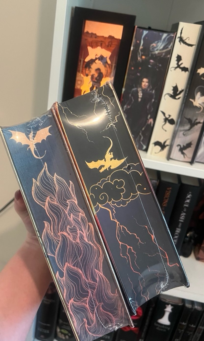 German Special Edition Fourth Wing/Iron Flame/Onyx Storm by Rebecca Yarros