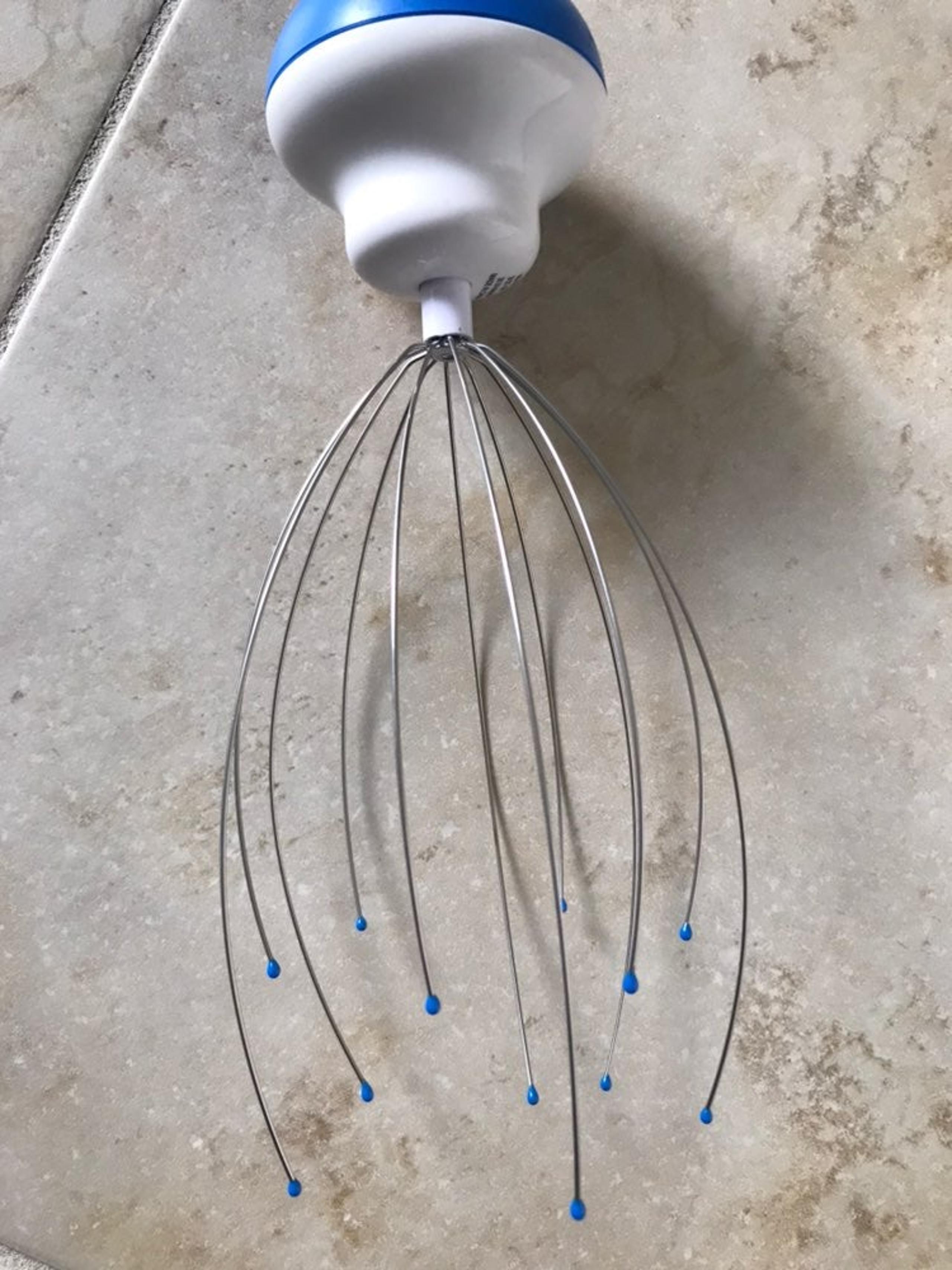 Vibrating Happy Head Massager