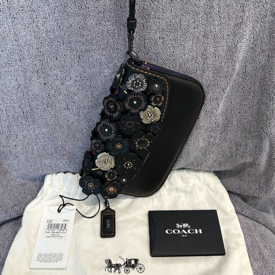 Coach Clutch With Tooled Tea Rose Black F1780-21640 NWT