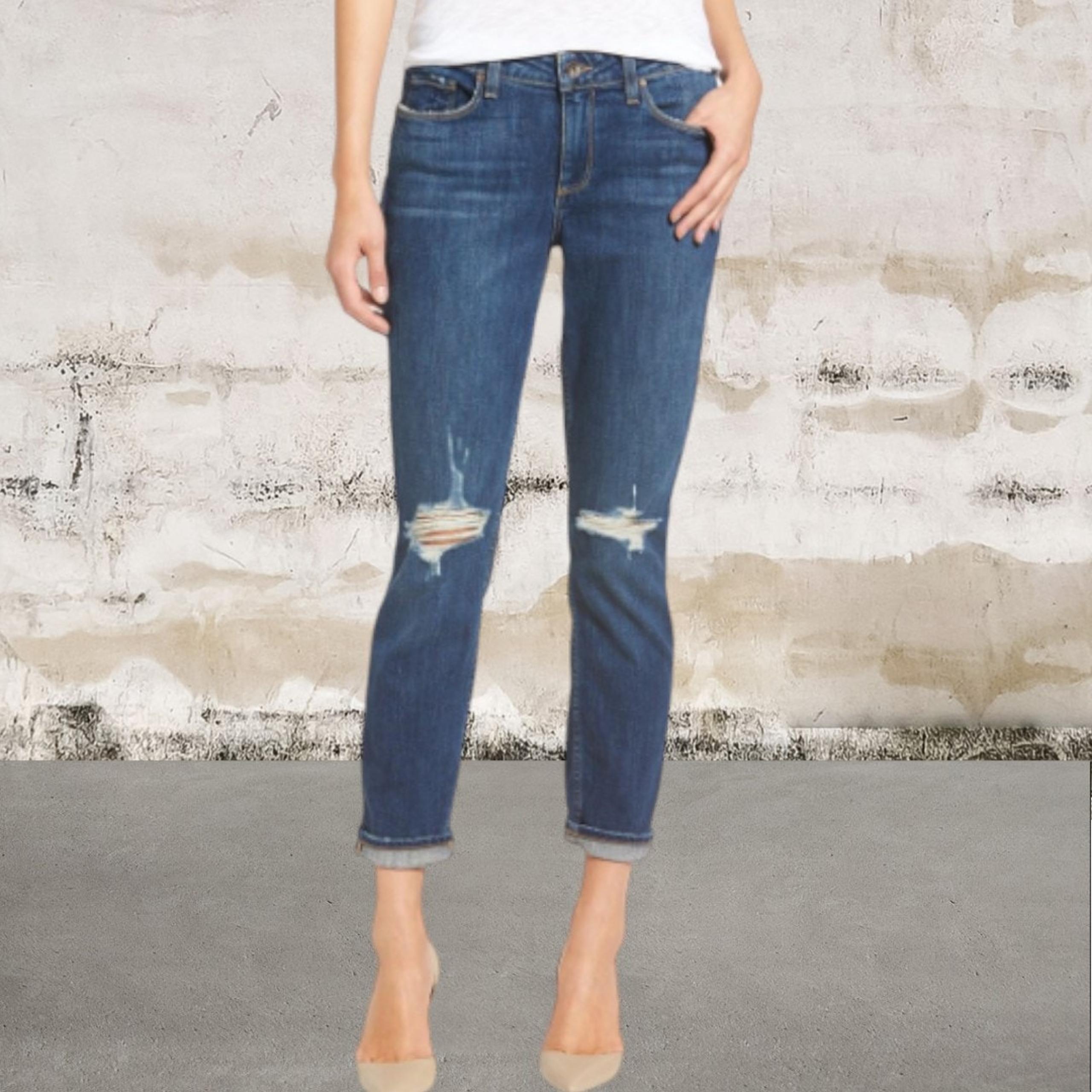 Paige NWOT Anabelle Distressed Slim Boyfriend Jeans-Size 28