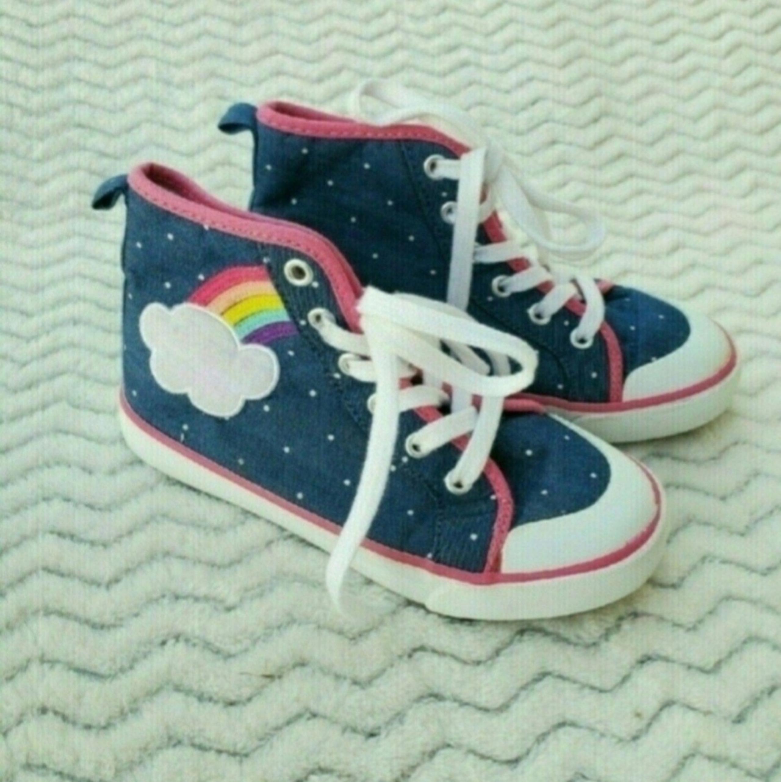 Gymboree size 12 Rainbow & Chambray Hi Top Sneakers. Reinforced toe. Lace ups