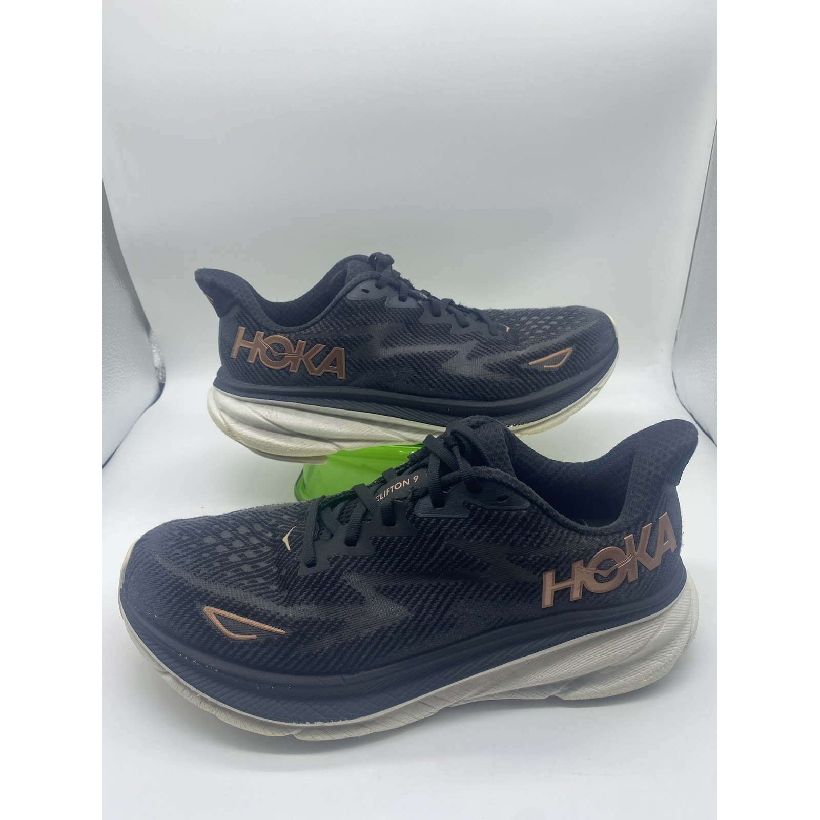 Hoka One One Clifton 9 Black Gold Women's Size 11D Wide Running 1132211 BRGL