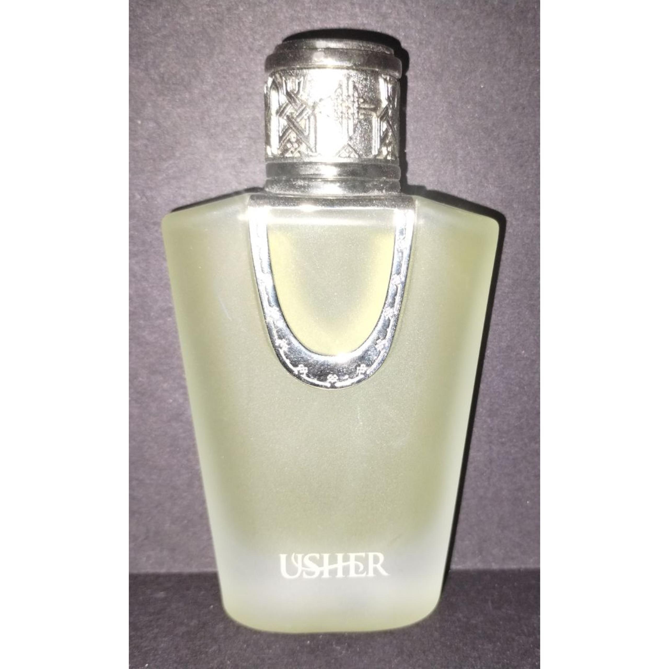 Usher Eau de Parfum, a fragrance for women