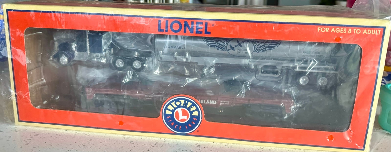 Lionel Nassau Operating Engineers Flat Car w/Tanker Truck