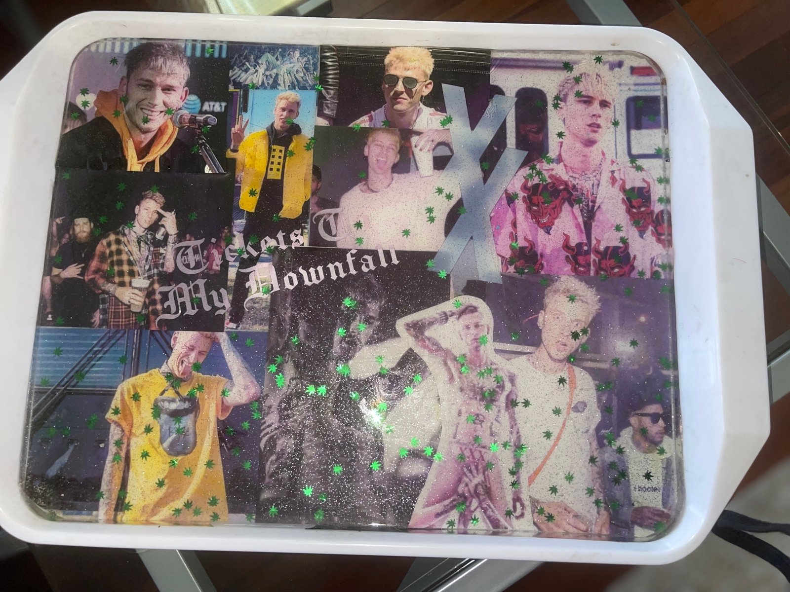 Custom MACHINE GUN KELLY ROLLING TRAY
