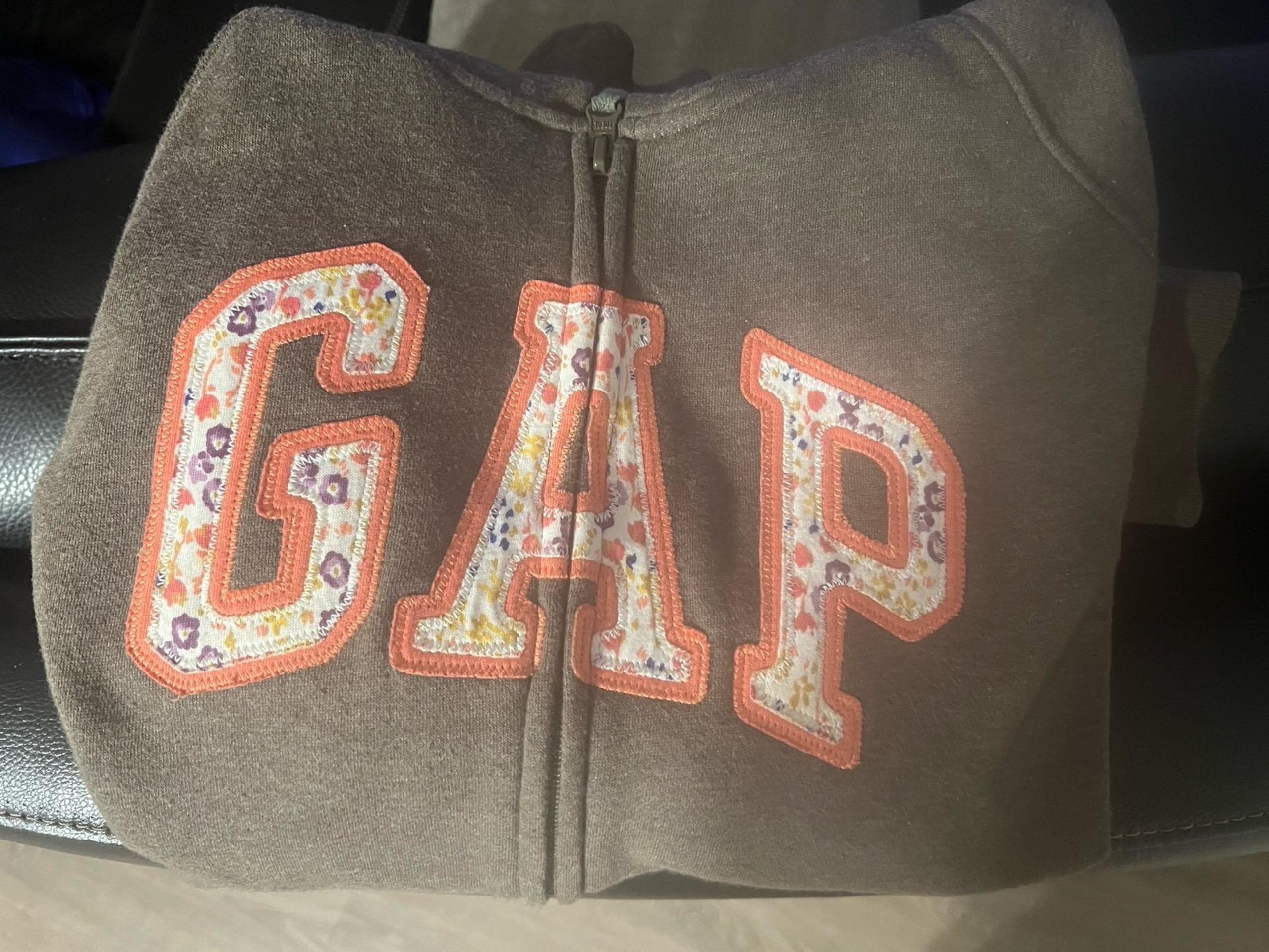 Gap Women’s Hoodie Size M